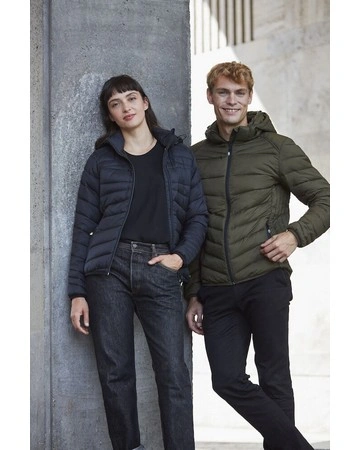 Chaqueta ligera con capucha desmontable y bolsillos ref 200976